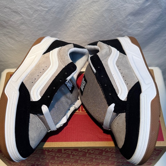 Vans Men's Black and White Sneakers - Picture 3 of 9